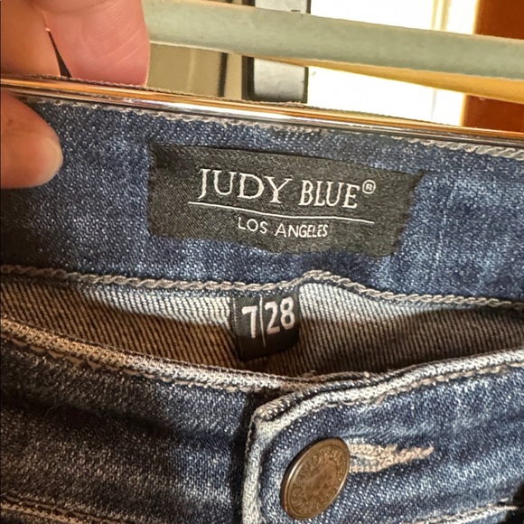 Judy Blue Dark Wash Mid Rise Distressed Blue Jeans Size Medium 29.5” Waist 7/28 - Picture 7 of 16